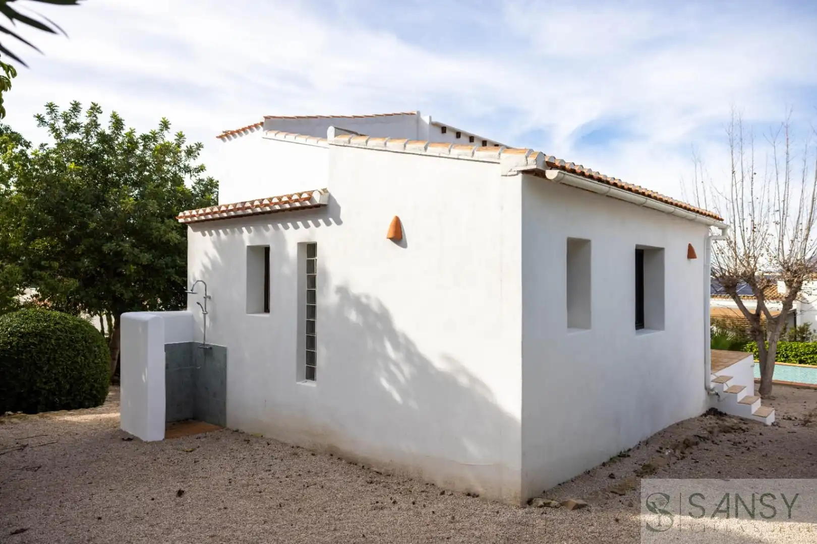 Vista exterior de Casa o xalet en venda en Jávea / Xàbia amb Aire condicionat, Terrassa i Piscina