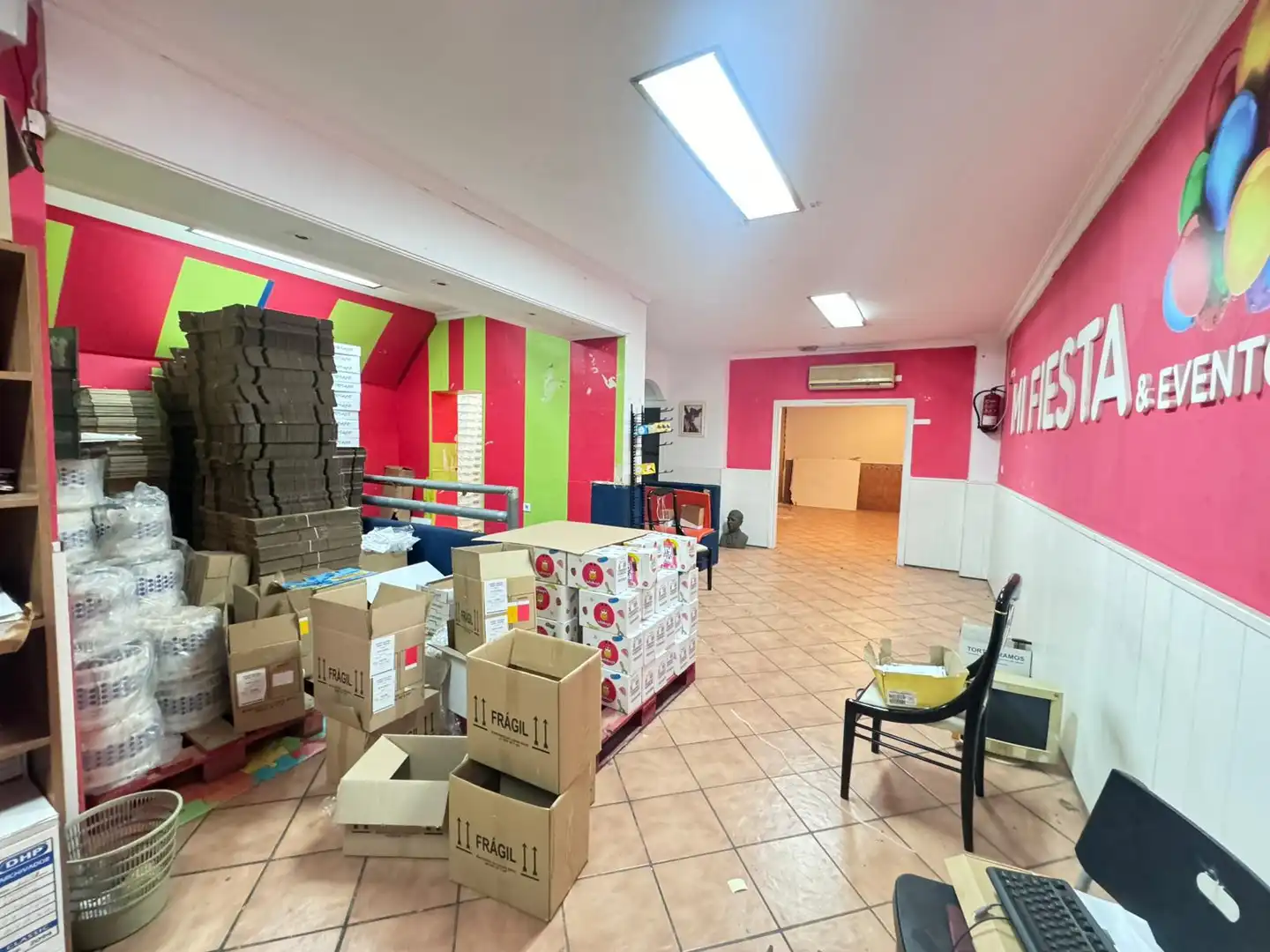 Casa aparellada amb piscina en venda a Ciudad Jardín, imagen 8