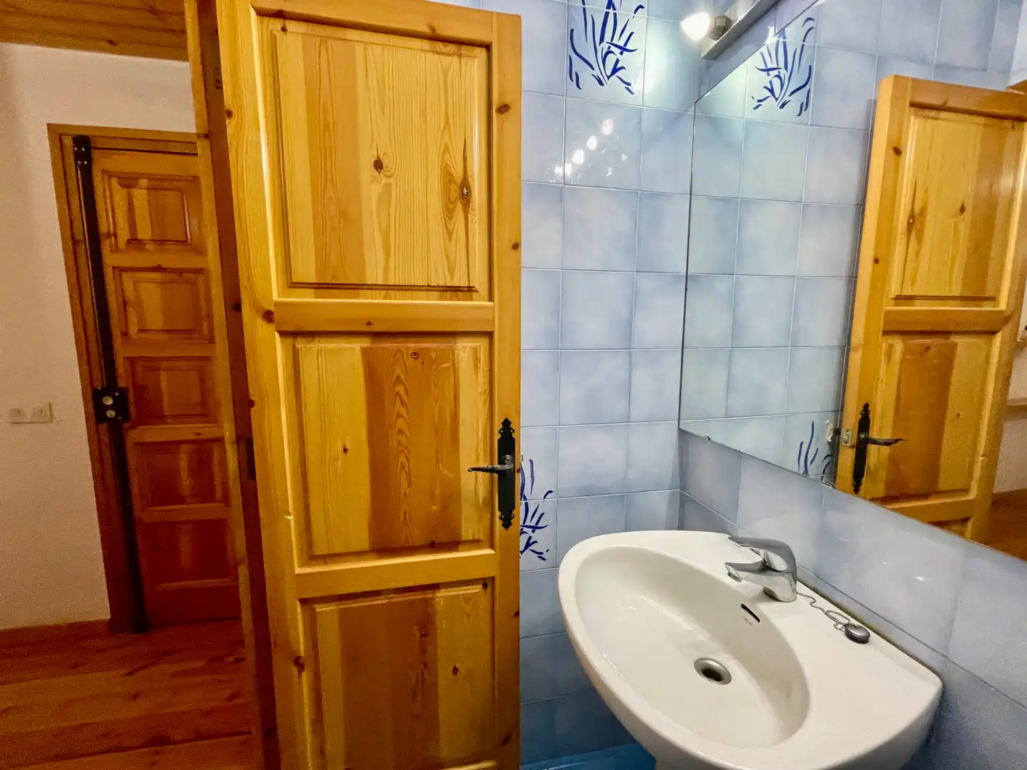 Baño de Ático en venta en Setcases con Calefacción, Terraza y Amueblado