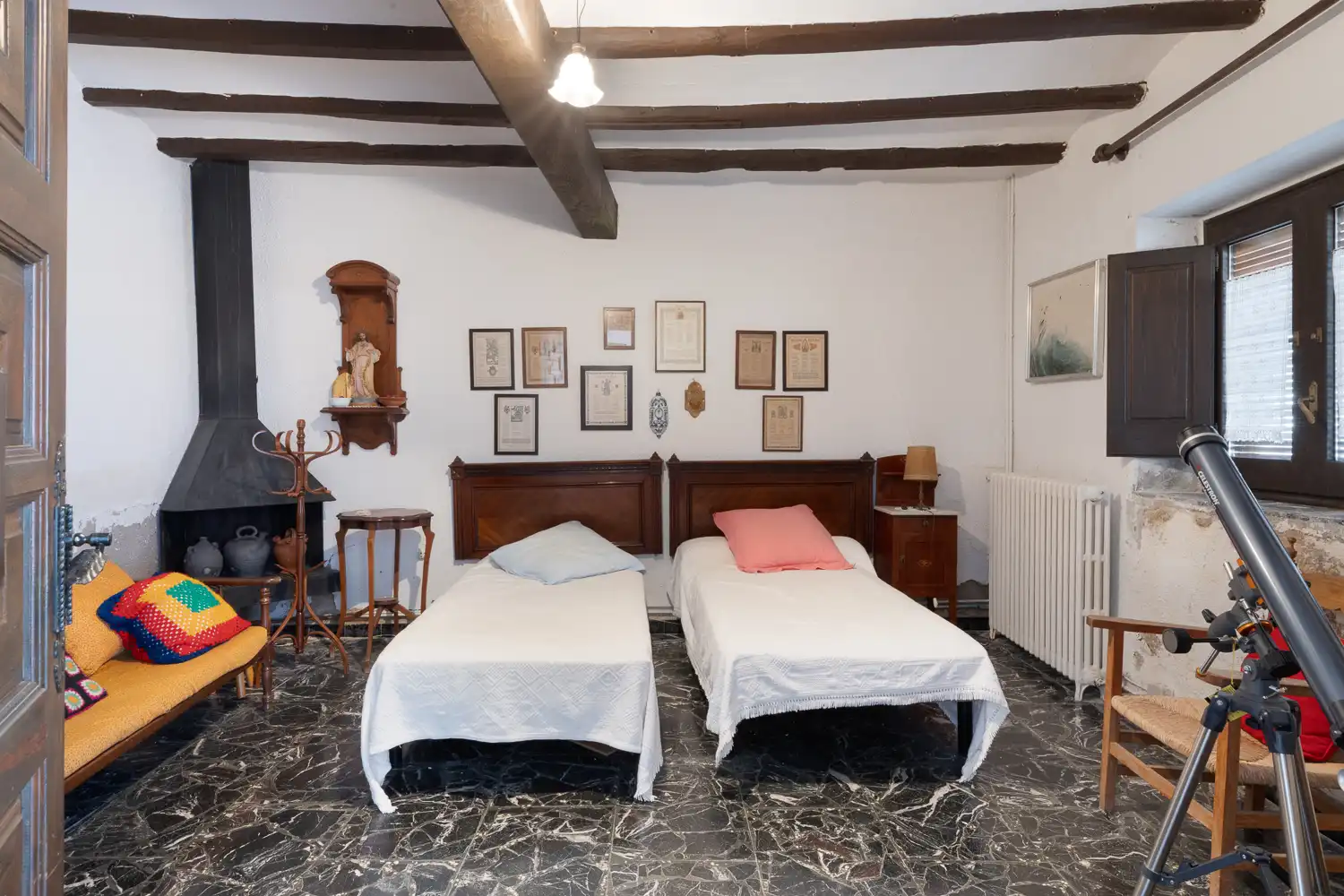 Dormitori de Finca rústica en venda en Massanes amb Aire condicionat, Calefacció i Jardí privat