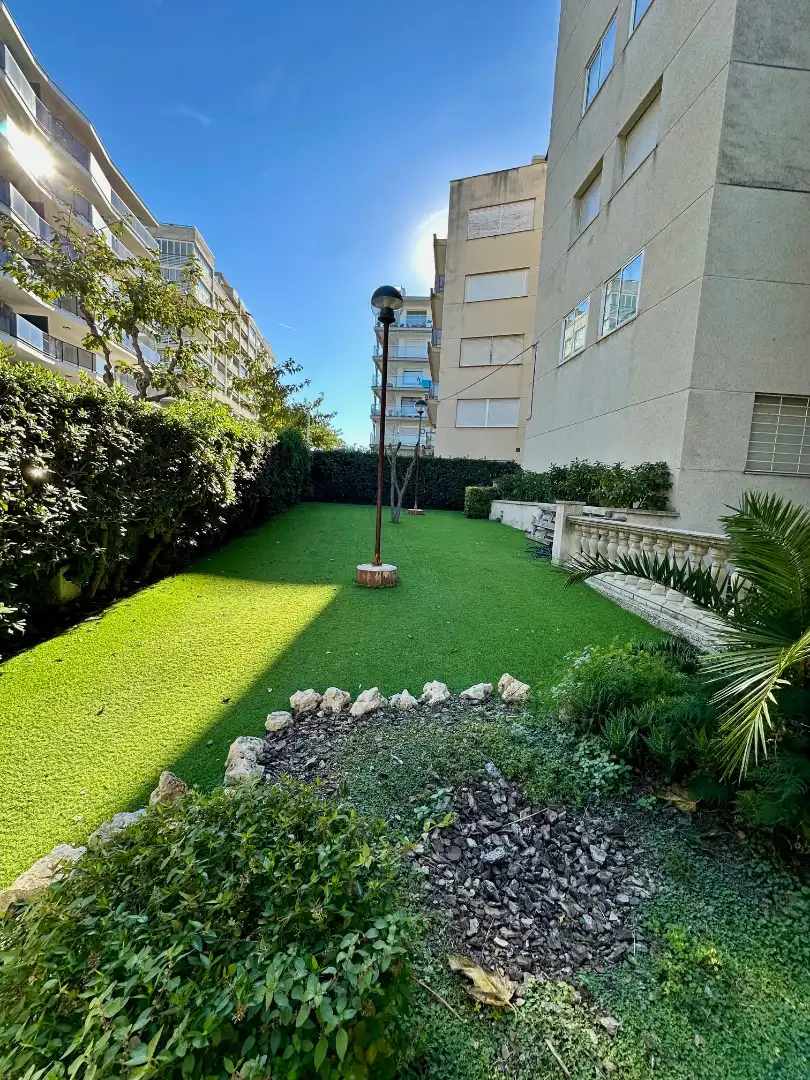 Apartament amb ascensor de lloguer a Carrer de Colón 15, imagen 3
