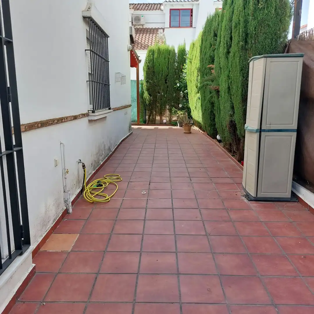 Casa adosada en venta en Bormujos, Sevilla