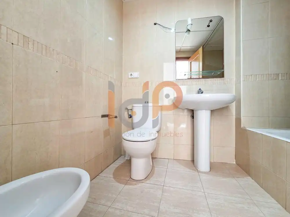 Bathroom of Apartments for sale in Garrucha  with Balcony