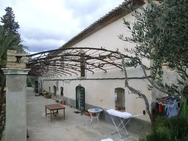 Country house for sale in Bítem