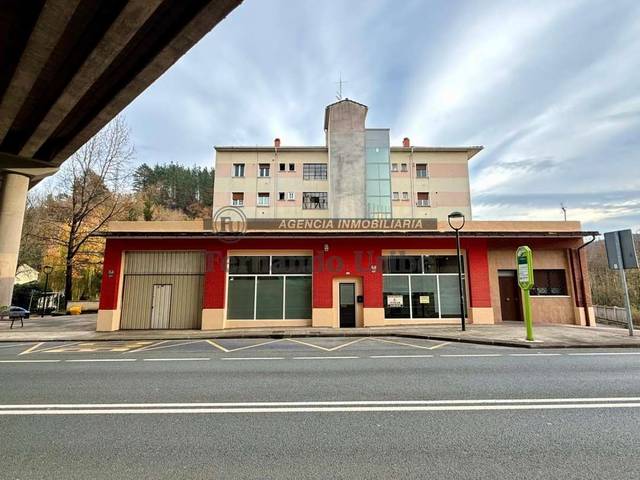 Local comercial en Venta en Bilbo Hiribidea en Berriz