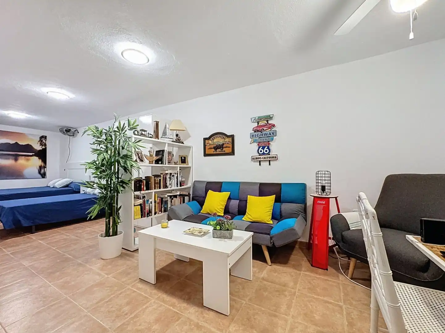 Sala d'estar de Casa adosada en venda en L'Alfàs del Pi amb Aire condicionat, Jardí privat i Terrassa