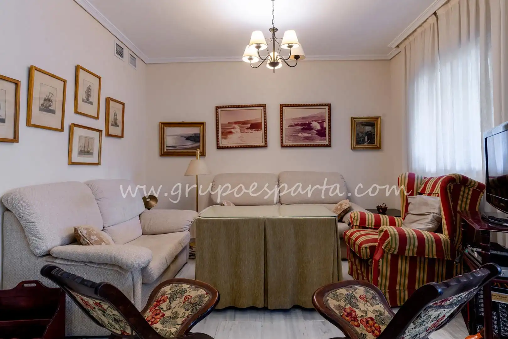 Living room of Flat for sale in Sevilla  with Air Conditioner and Terrace