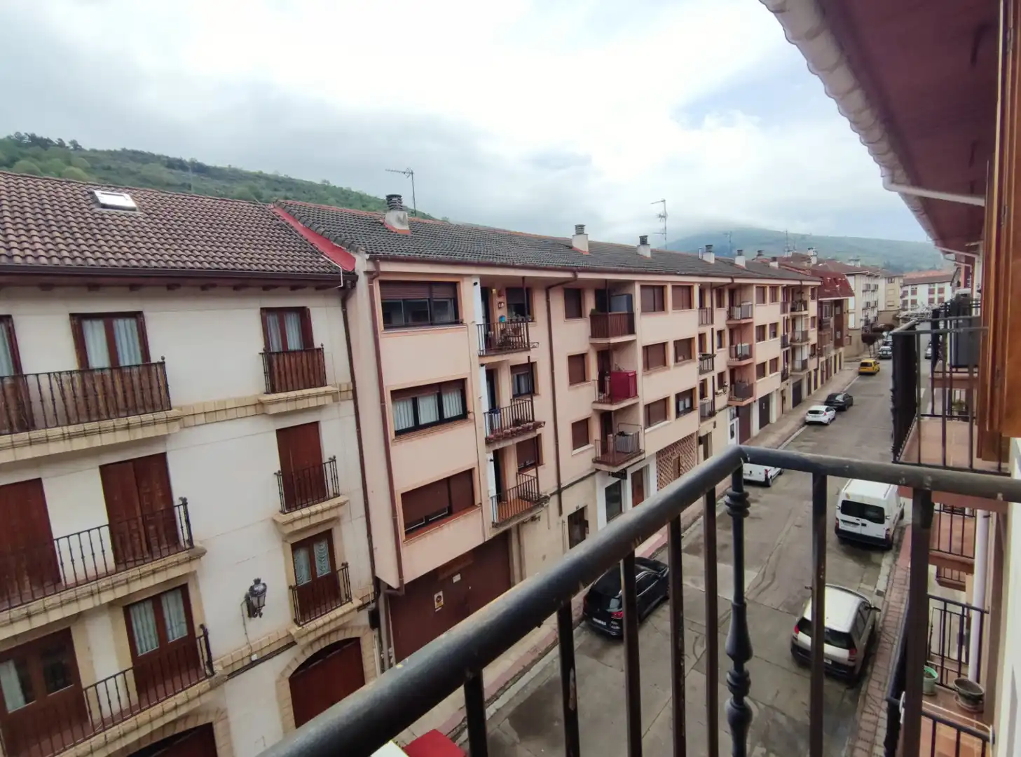 Vista exterior de Apartamento en venta en Ezcaray con Calefacción, Terraza y Trastero