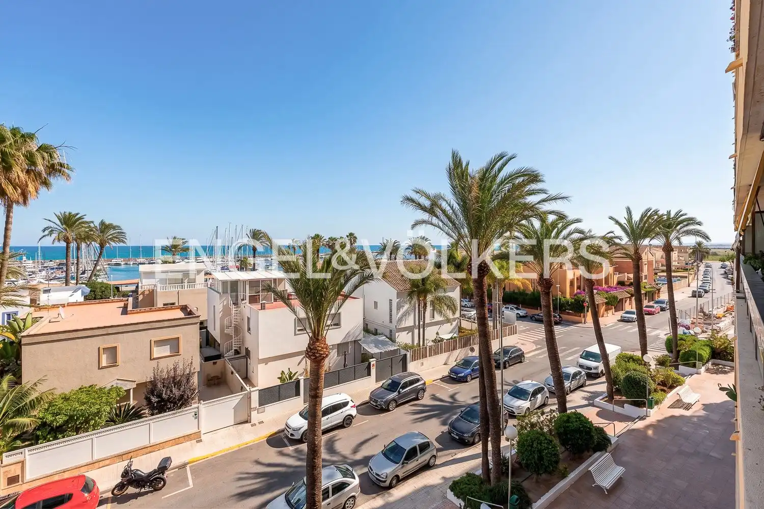 Piso con terraza en alquiler en Avinguda Neptuno, imagen 32