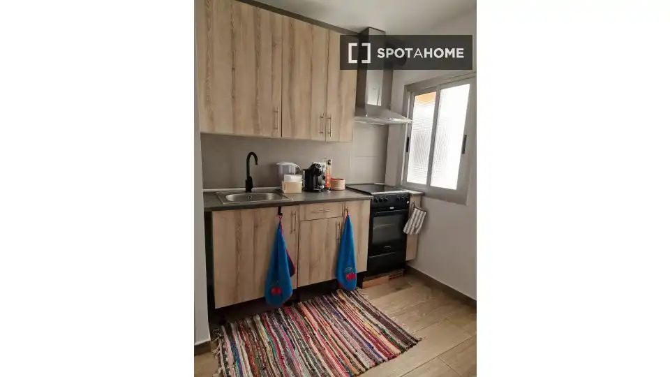 Room in Ciudad Jardín - Tagarete - El Zapillo