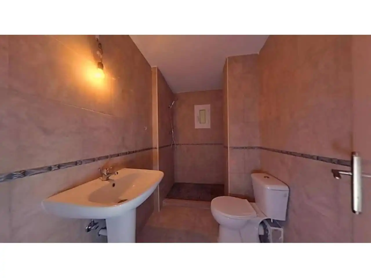 Badezimmer von Wohnung zum Verkauf in Santa Coloma de Gramenet