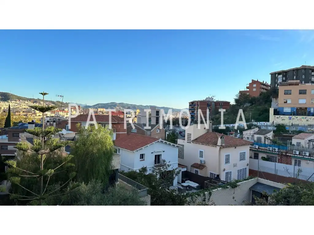 Vista exterior de Piso en venta en Barcelona