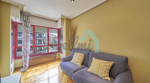 Photo 3 of Flat to rent in Arzobispo Guisasola, Auditorio - Seminario - Parque de Invierno, Asturias