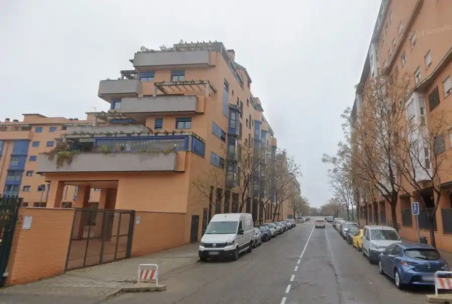 Exterior view of Garage for sale in Madrid