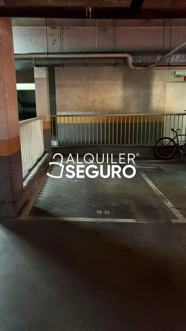 Parking of Flat for rent in Móstoles  with Air Conditioner, Heating and Terrace