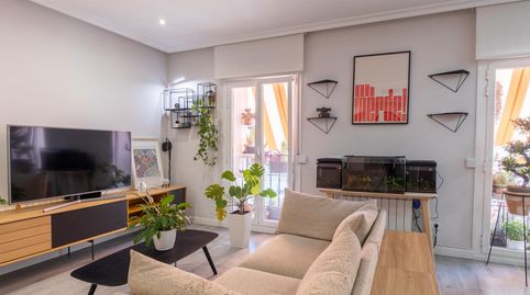 Foto 3 de Apartamento de alquiler en Calle Av. de la Ciudad de Barcelona, 49, Pacífico, Madrid Capital