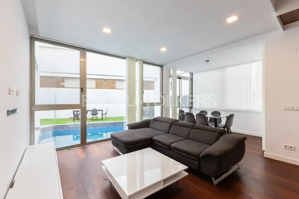 Maison avec piscine à louer à Carrer Sèquia de Mestalla, imagen 2