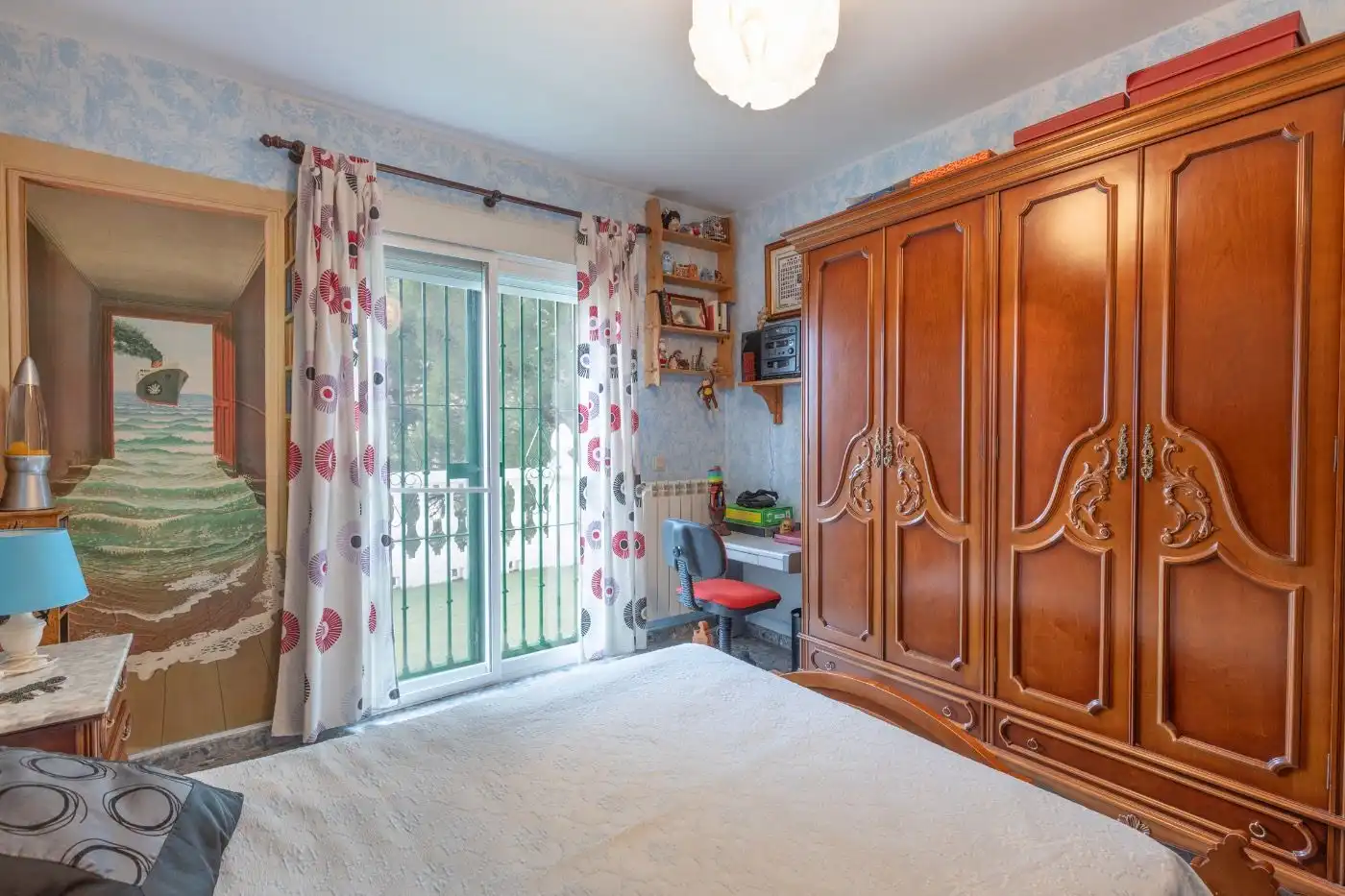 Schlafzimmer von Haus oder Chalet zum Verkauf in Víznar mit Klimaanlage, Heizung und Privatgarten