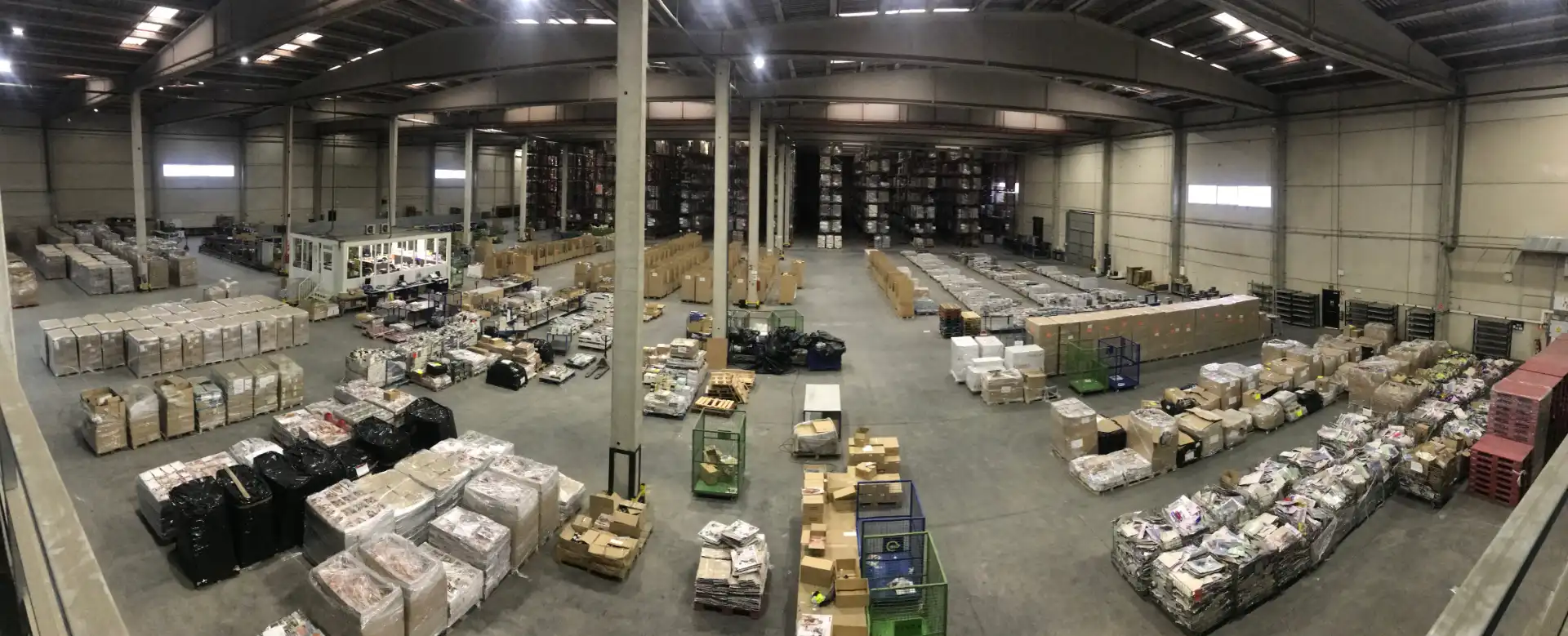 Nau industrial de lloguer en Alovera amb Calefacció i Alarma