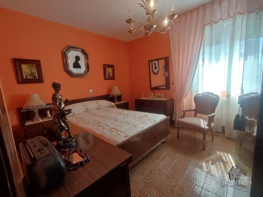 Bedroom of Flat for sale in Langreo  with Heating, Storage room and Furnished