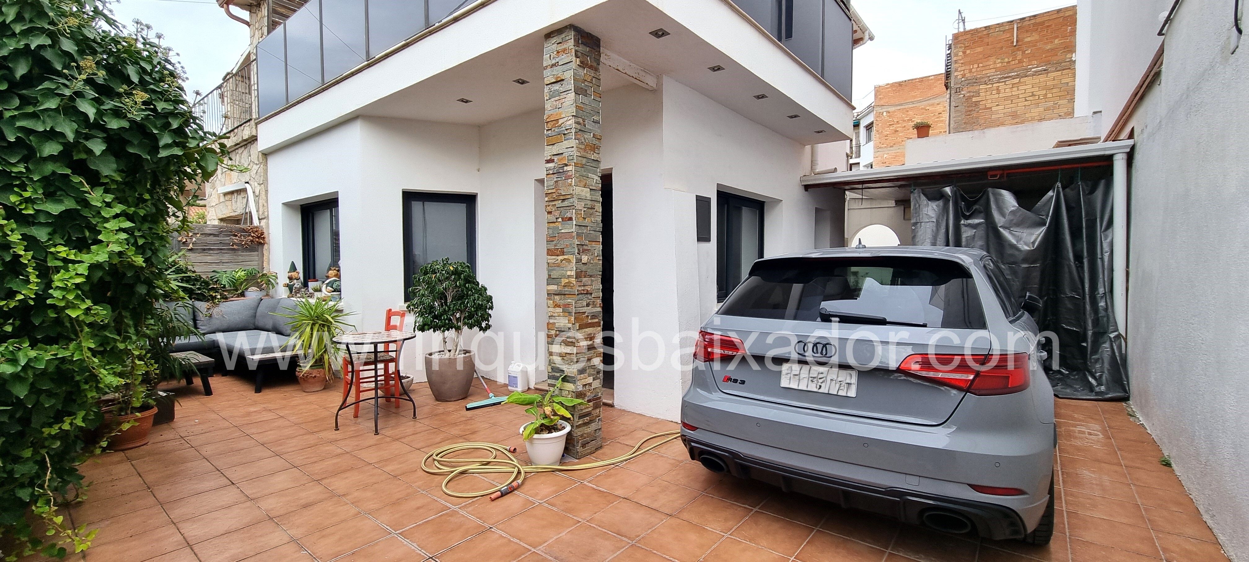 Single-family semi-detached for sale in Passeig de la Marina, Lluminetes