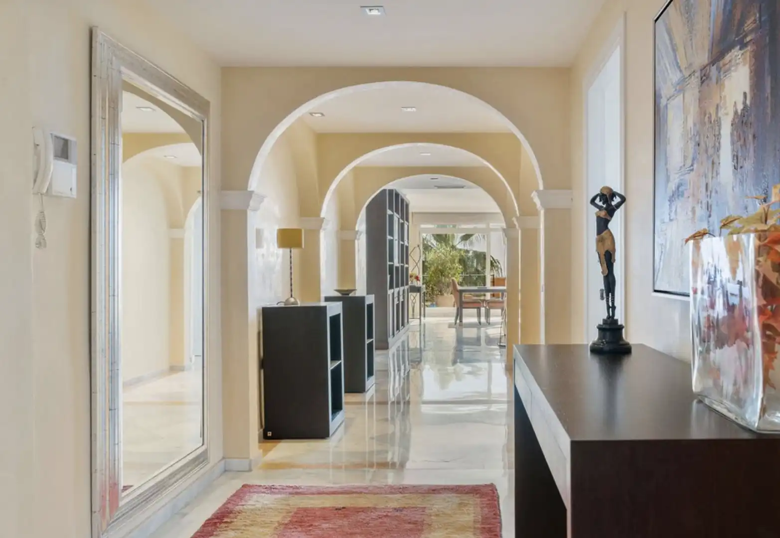Flat with pool for sale in Nueva Andalucía, imagen 9