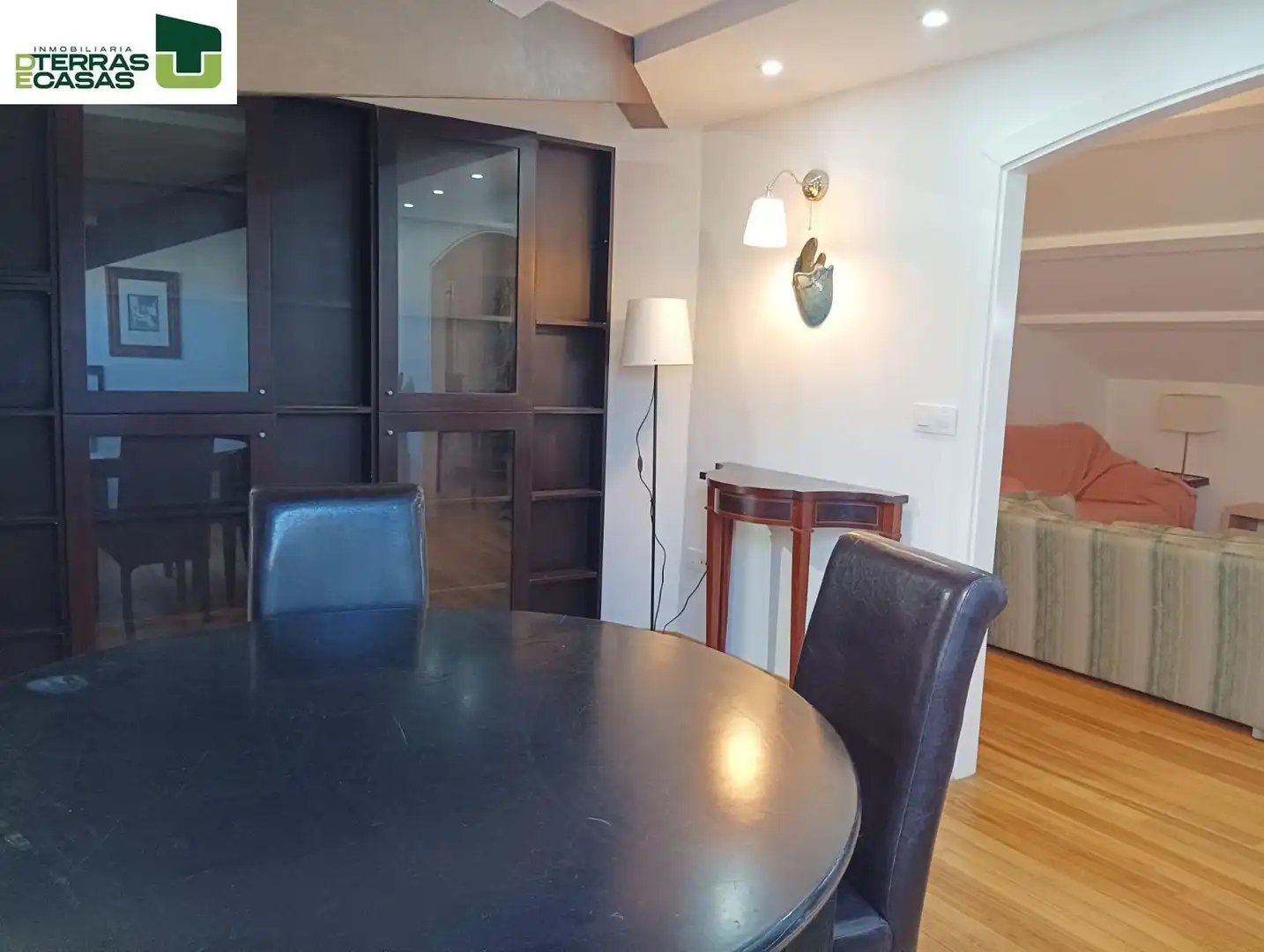 Comedor de Ático de alquiler en Pontevedra Capital  con Calefacción, Terraza y Amueblado