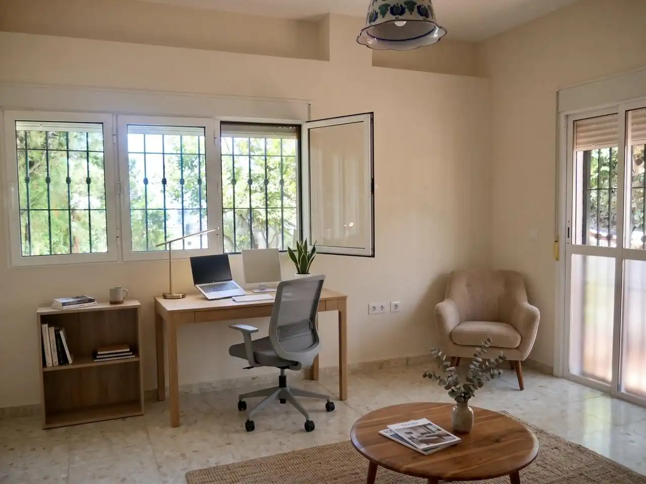 Living room of Ground floor for sale in Málaga  with Air Conditioner, Private garden and Terrace