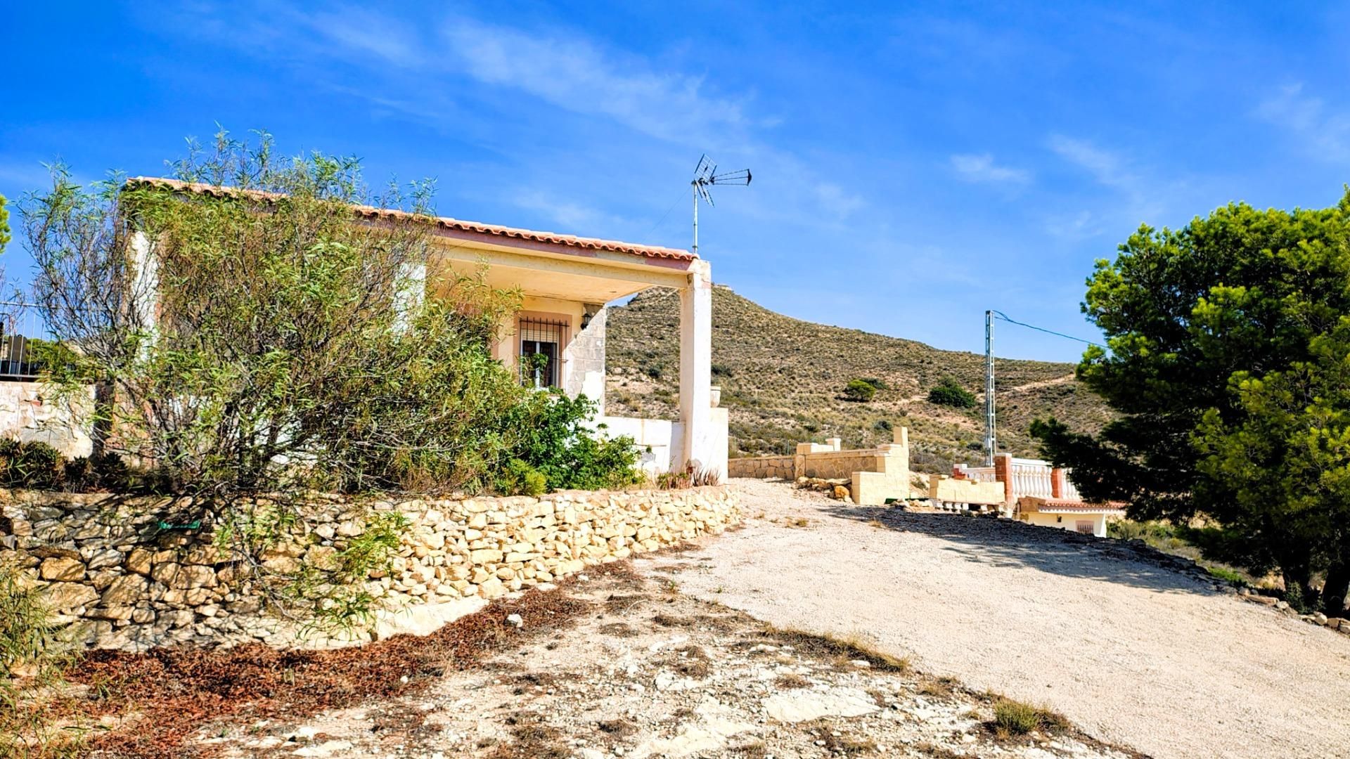 Exterior view of Land for sale in San Vicente del Raspeig / Sant Vicent del Raspeig