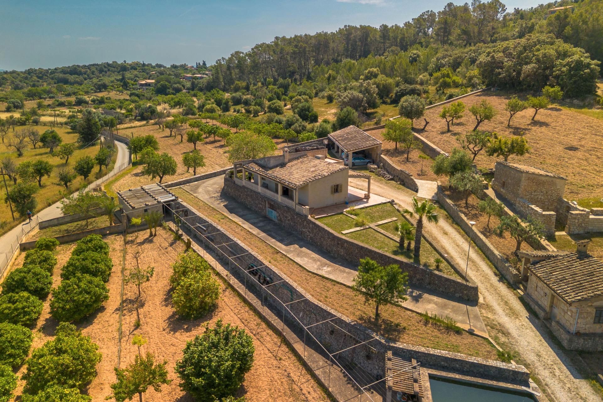 Vista exterior de Finca rústica en venda en Selva amb Jardí privat, Terrassa i Traster