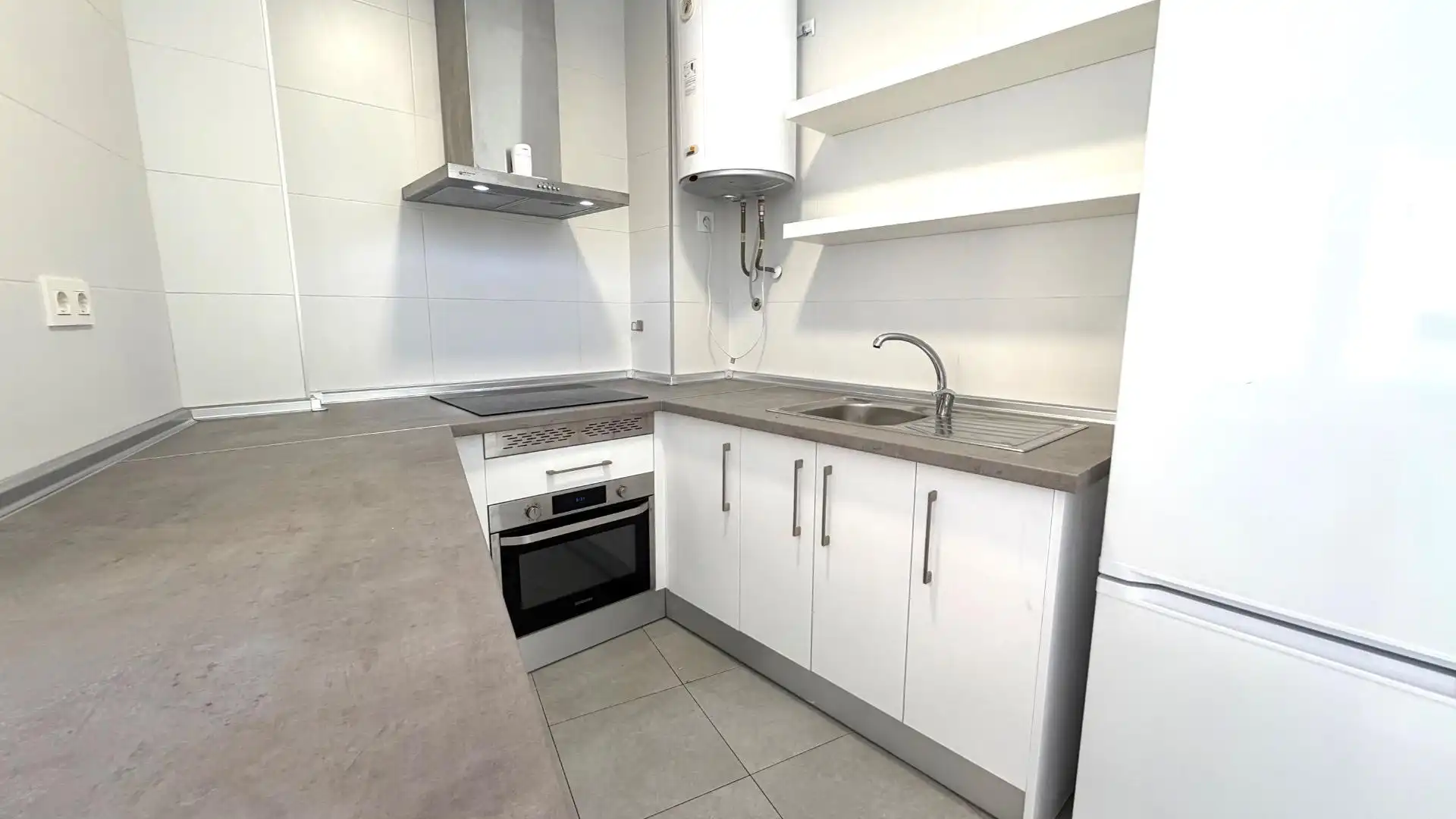 Maisonette zur Miete in Calle Calle Juan Latino, 2, Fuente Alegre - El Chaparral - Los Morales