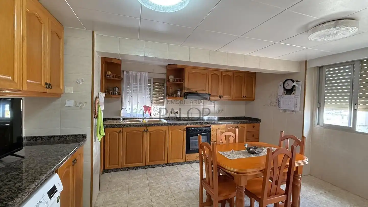 Piso con ascensor en venta en Casc Urbà