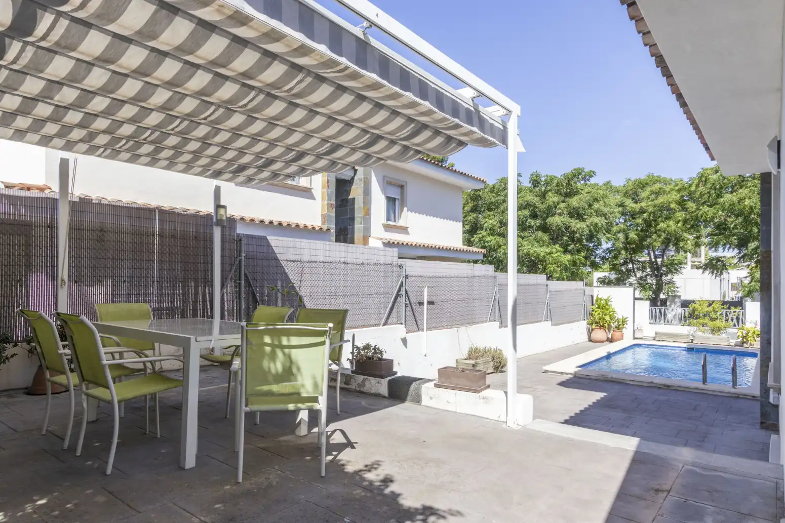 Terraza de Casa o chalet en venta en Paterna con Aire acondicionado, Calefacción y Jardín privado