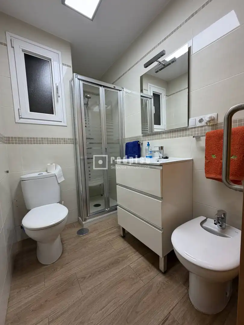Baño de Piso en venta en Málaga con Aire acondicionado y Amueblado