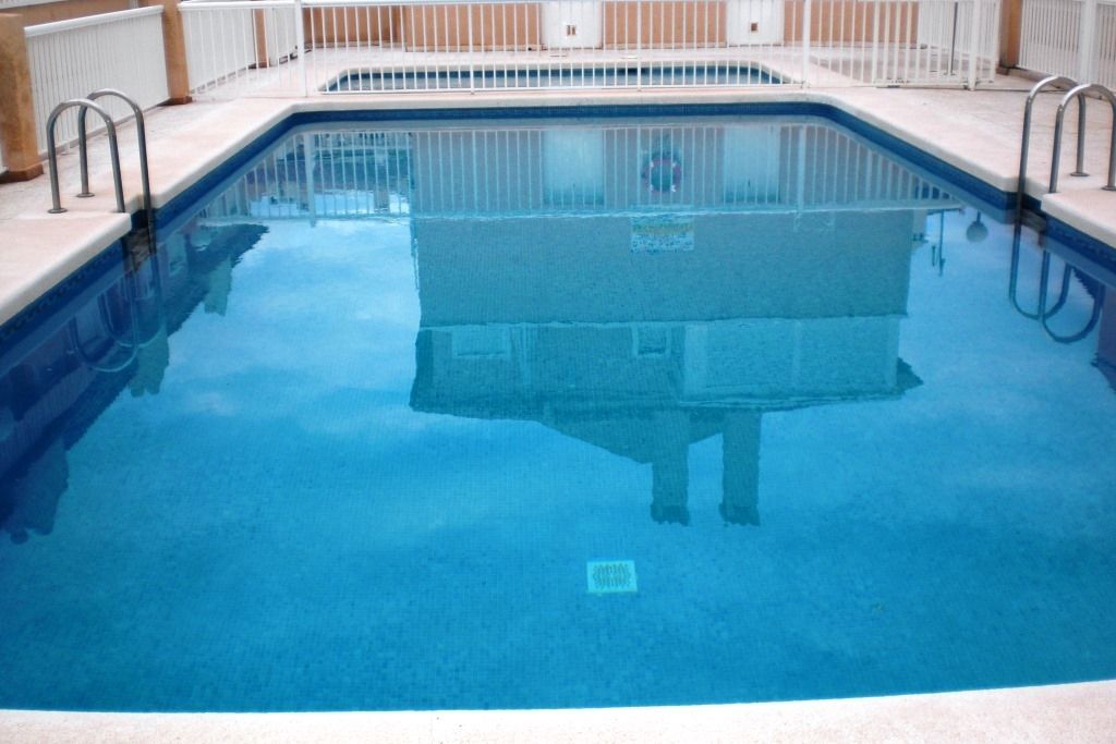 Piscina de Casa adosada de lloguer en Santa Pola