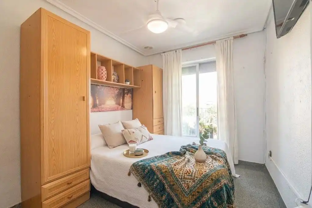 Schlafzimmer von Wohnung zum Verkauf in Elche ciudad