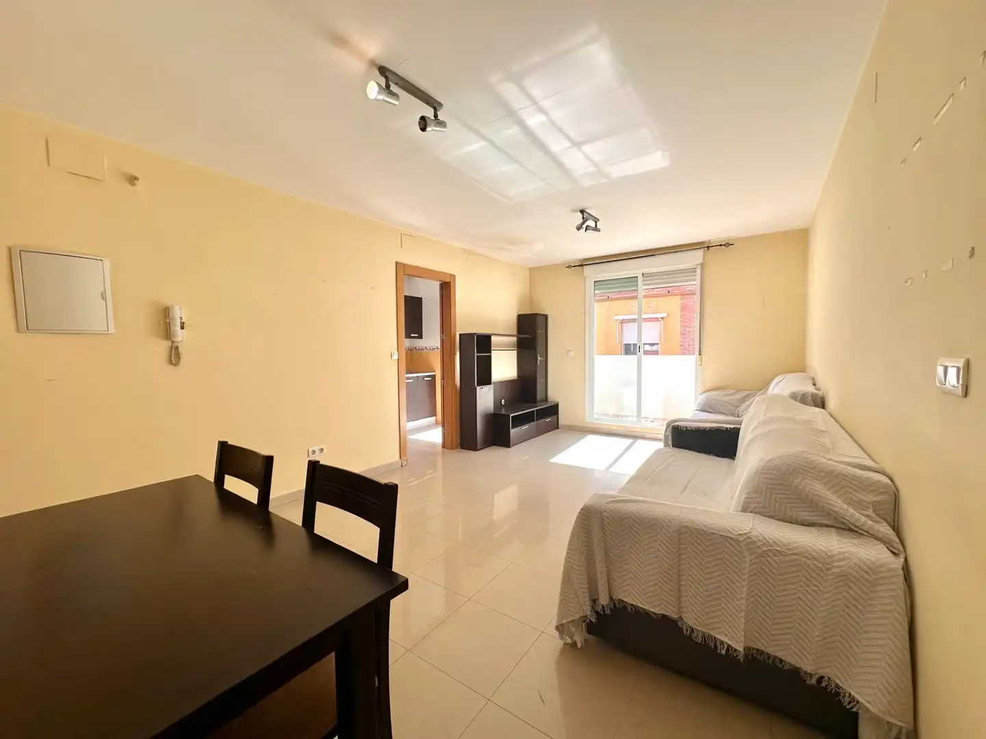 Flat for sale in Calle Calle Pamplona, Avda. De los Ogíjares