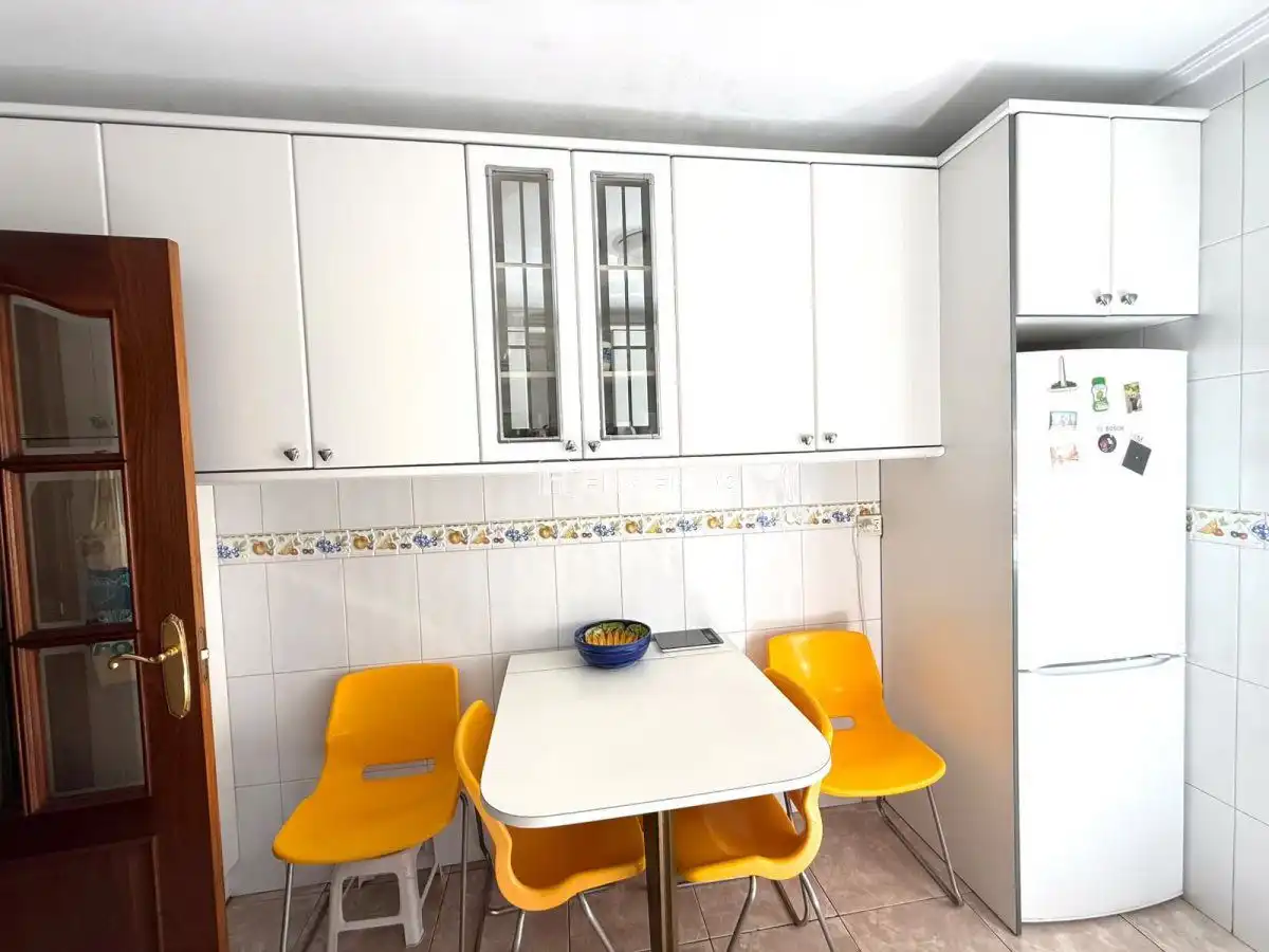 Cuina de Pis en venda en  Logroño amb Calefacció i Parquet