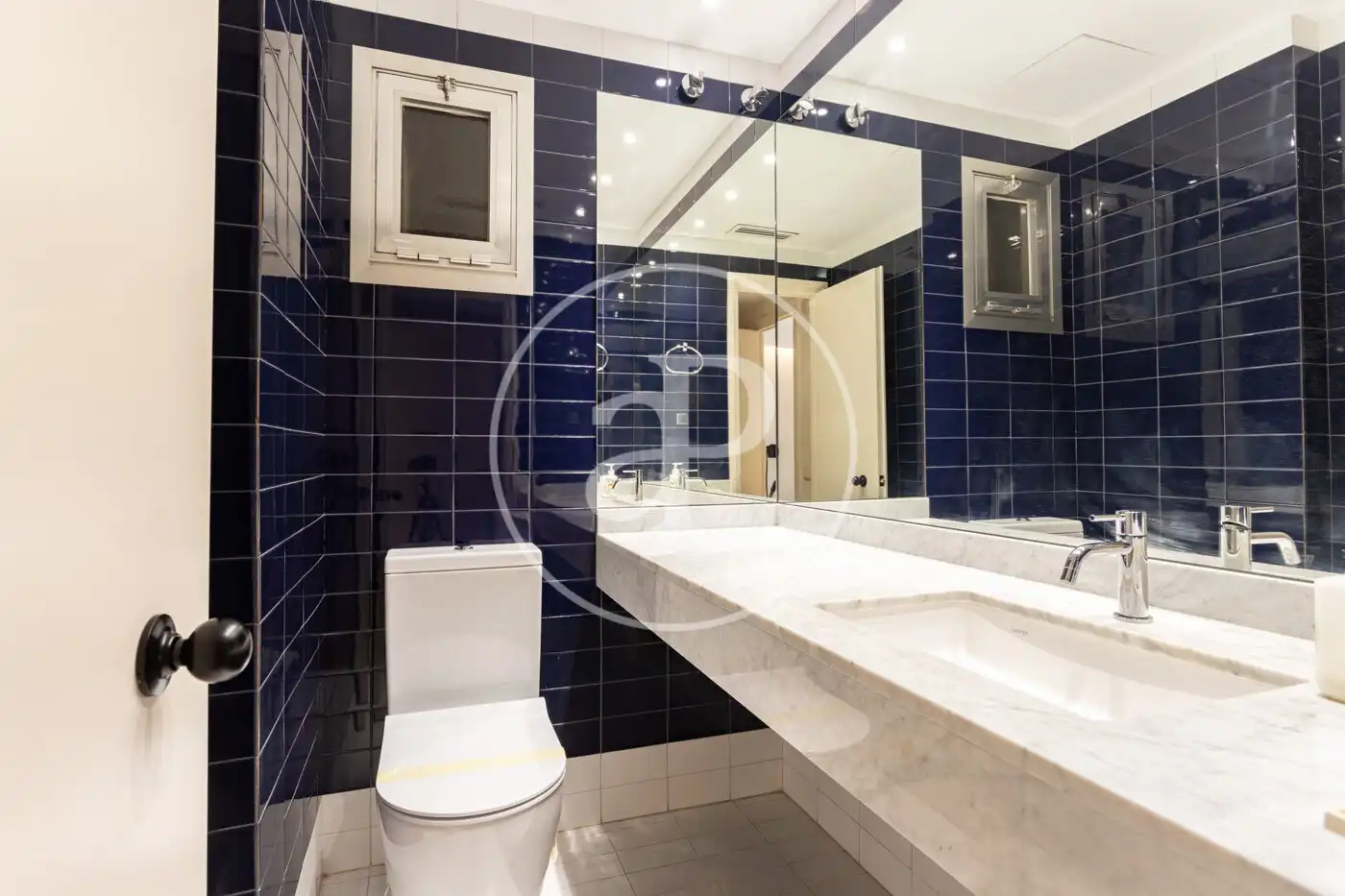 Bathroom of Flat for rent in Barcelona  with Air Conditioner, Heating and Private garden