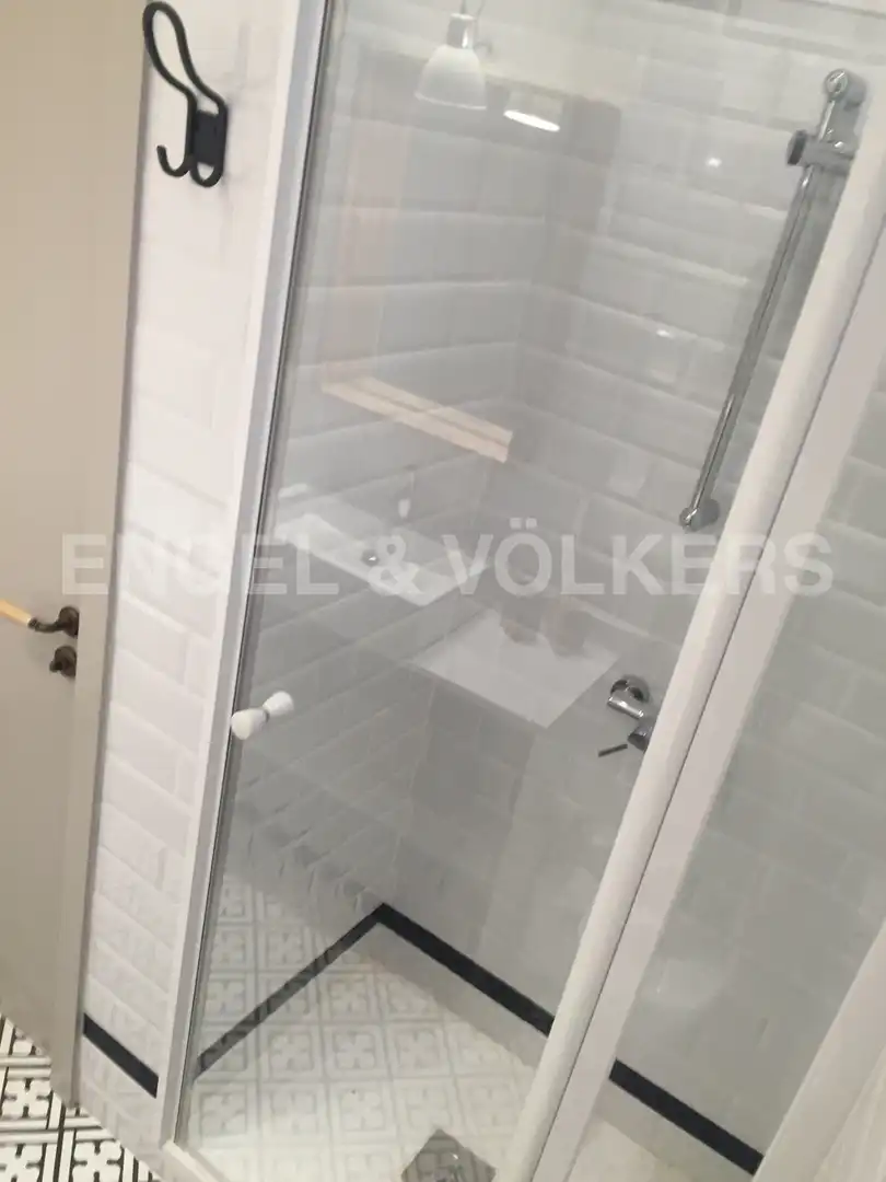 Bathroom of Flat for rent in Eixample