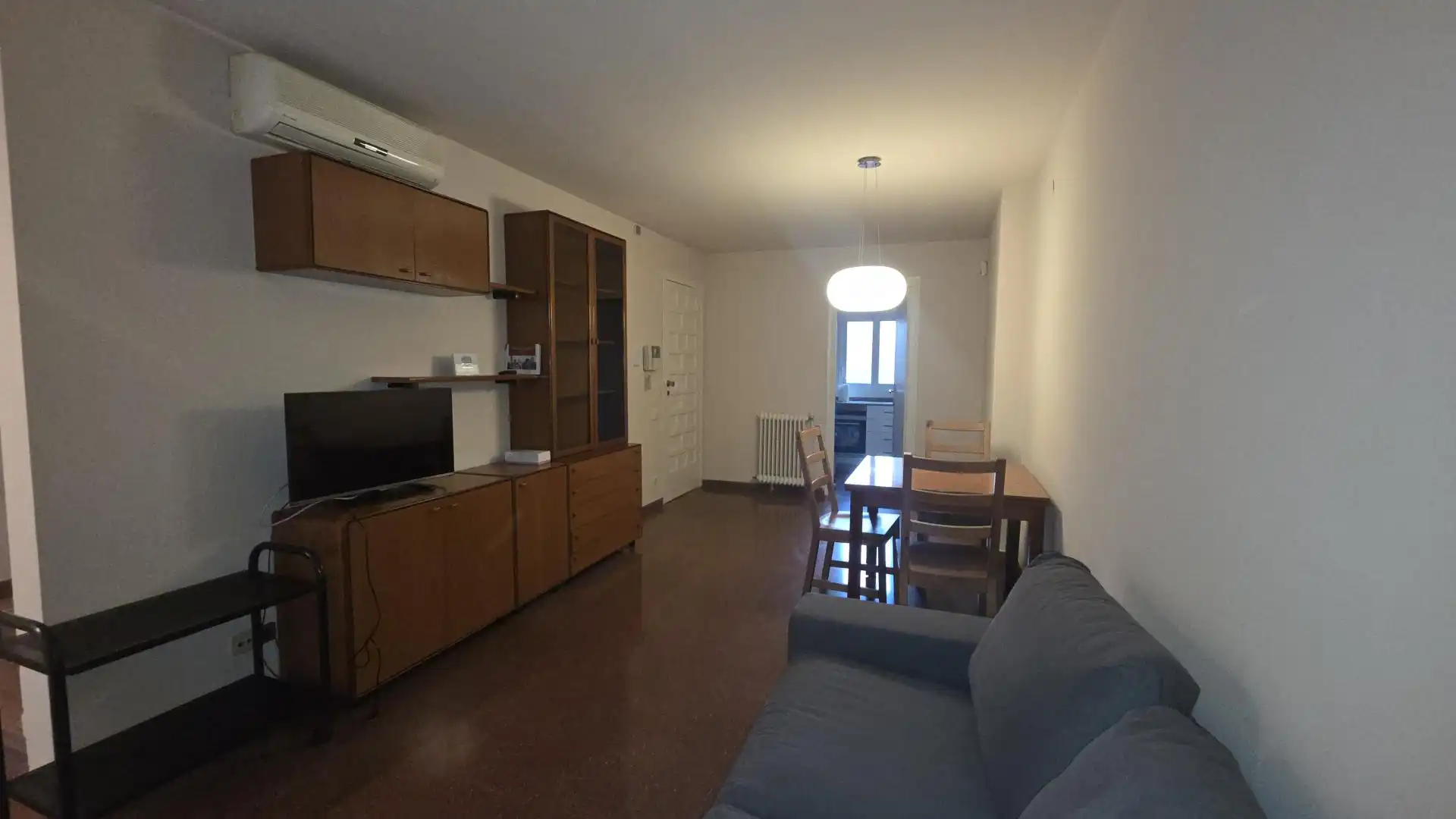 Sala d'estar de Àtic en venda en Lleida amb Calefacció, Forn i TV