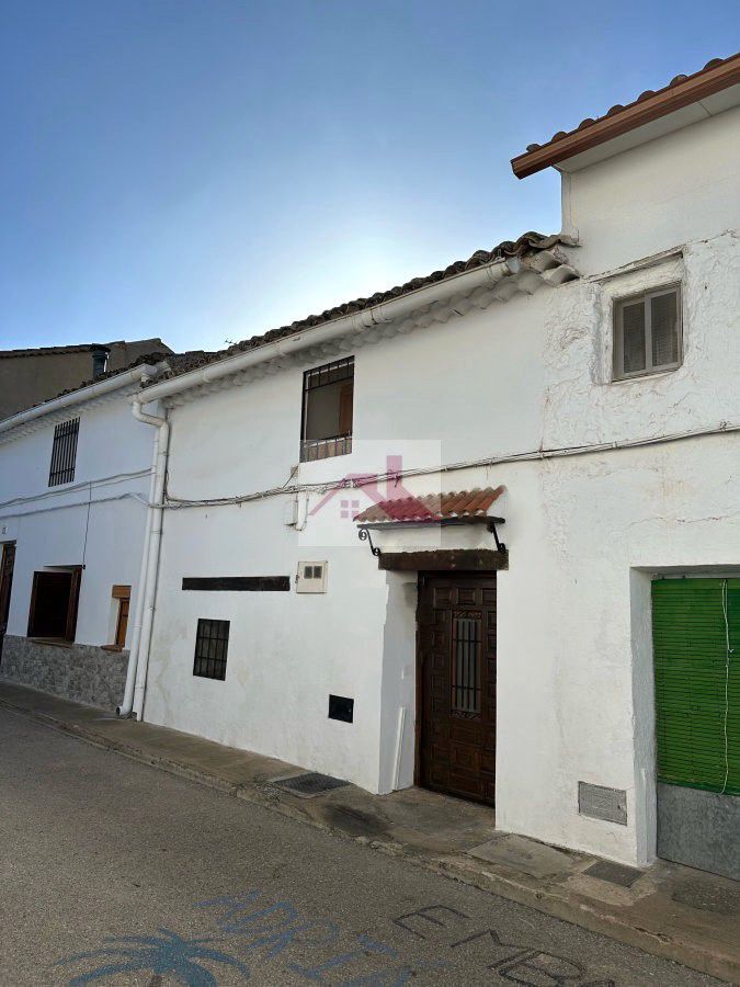 House or chalet for sale in Almodóvar del Pinar