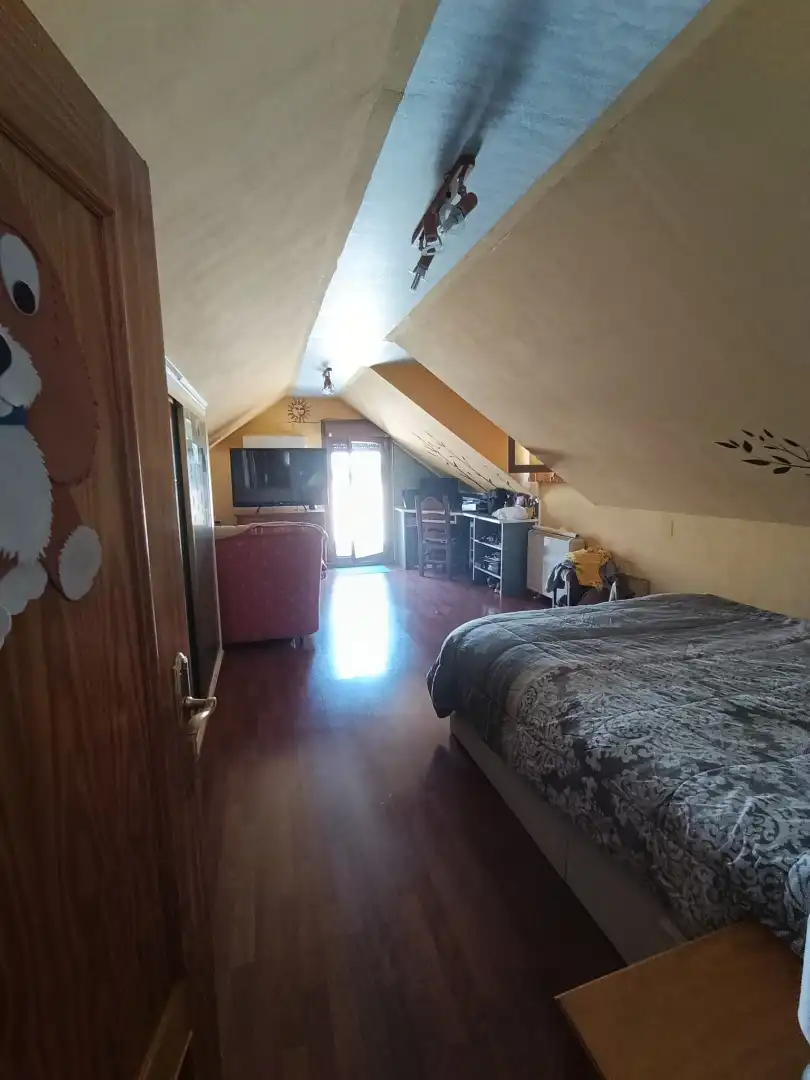 Dormitori de Casa o xalet en venda en Albalate de Zorita amb Aire condicionat, Calefacció i Jardí privat