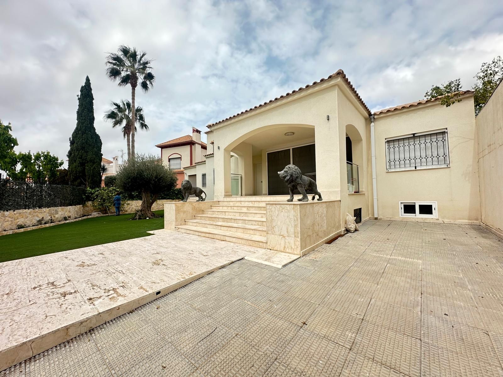 Vista exterior de Casa o xalet en venda en  Murcia Capital amb Aire condicionat, Jardí privat i Terrassa