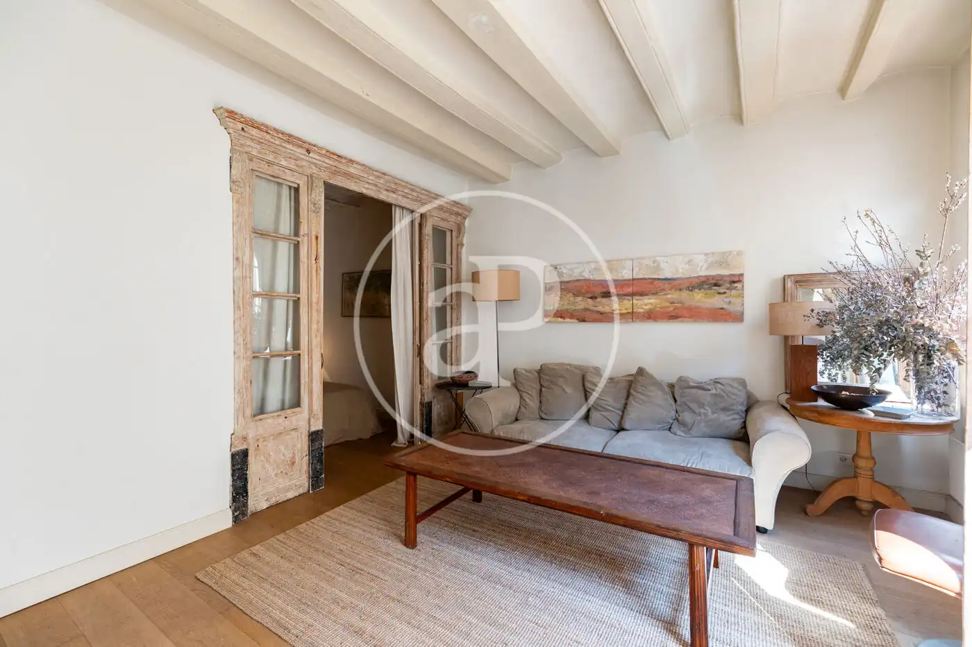 Living room of Flat for sale in Barcelona  with Heating, Furnished and Balcony