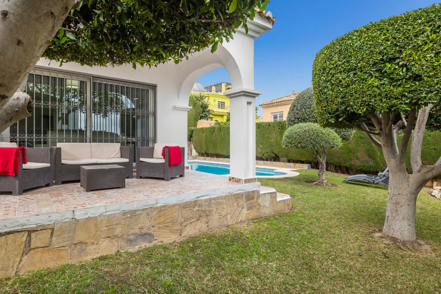 Garden of Houses for rent in Benalmádena  with Air Conditioner, Private garden and Swimming Pool
