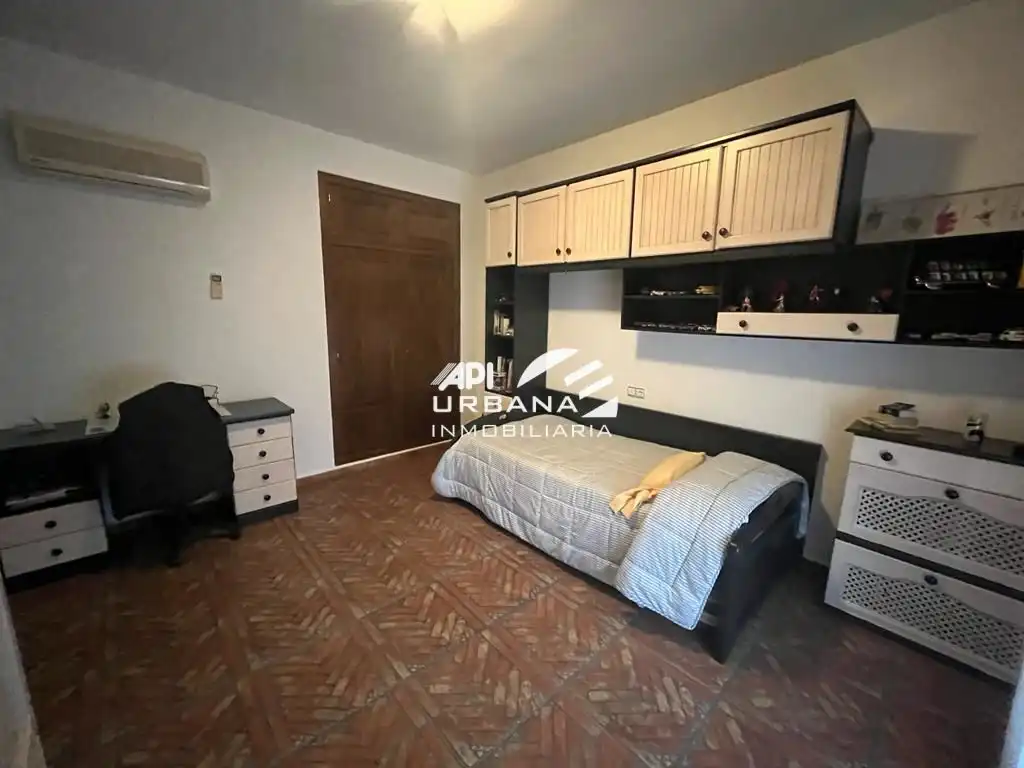 Casa o chalet en venta en Lucena con Aire acondicionado, Jardín privado y Piscina