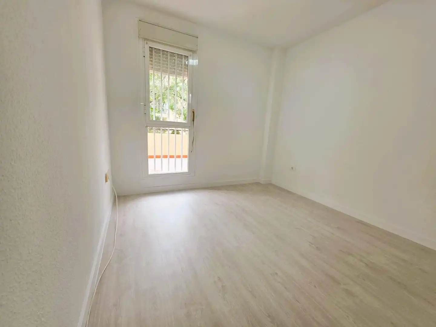 Schlafzimmer von Wohnungen zum Verkauf in Arona mit Privatgarten, Terrasse und Alarm
