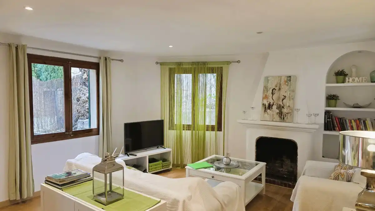Sala de estar de Casa o chalet en venta en Deià con Aire acondicionado, Jardín privado y Terraza