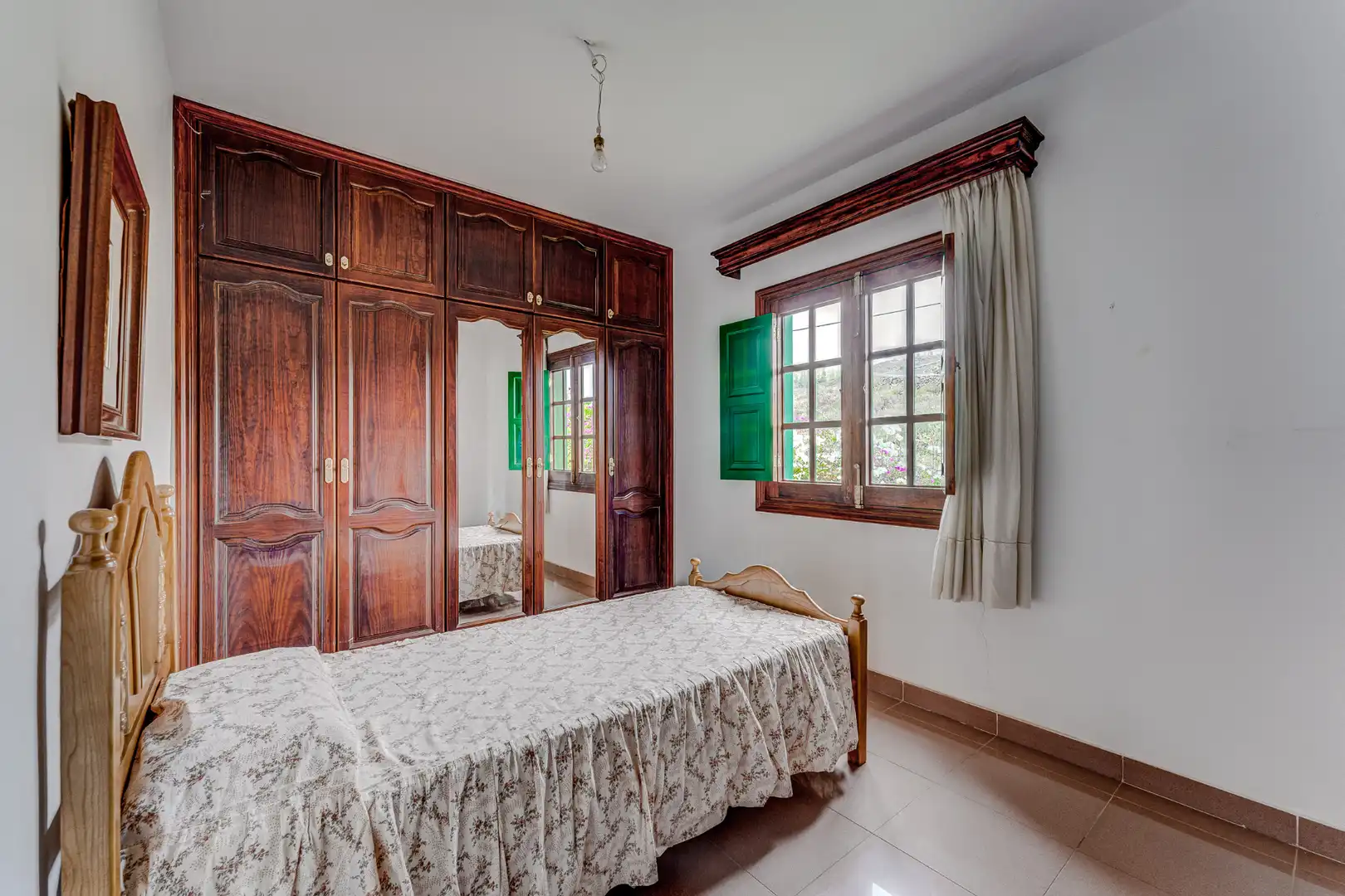 Habitación de Finca rústica en venta en Arona con Aire acondicionado, Terraza y Trastero